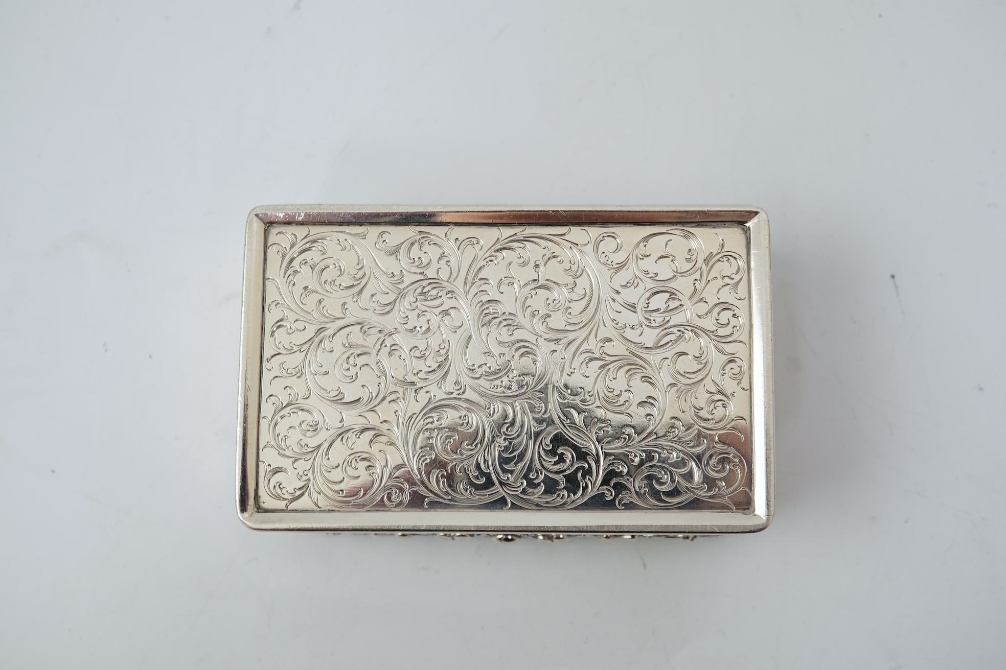 A good early Victorian silver snuff box, by Edward Edwards II